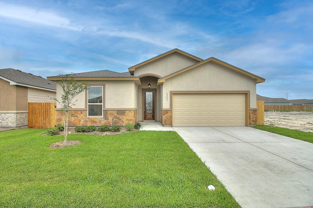 2205 Crystal Bay Dr Property Photo 1