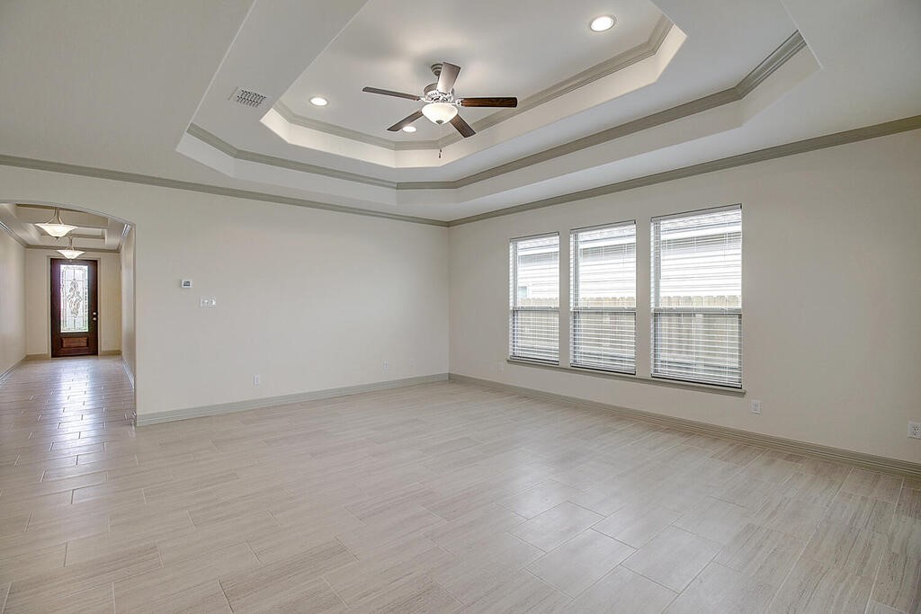 2205 Crystal Bay Dr Property Photo 5