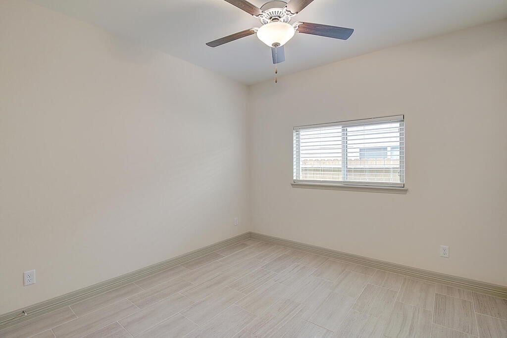 2205 Crystal Bay Dr Property Photo 26