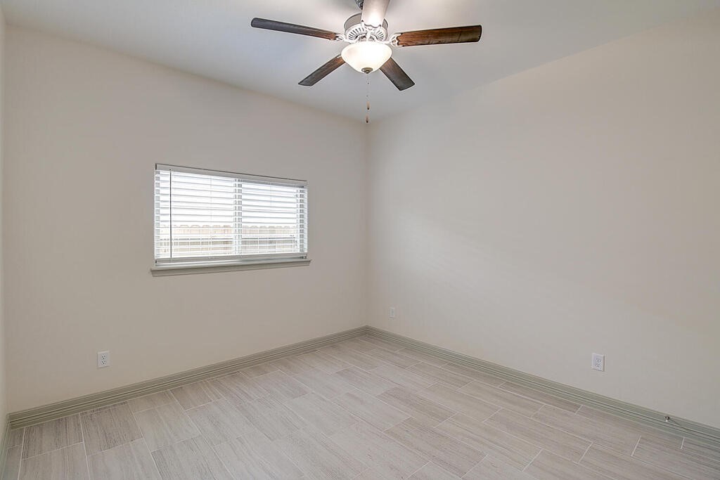 2205 Crystal Bay Dr Property Photo 32