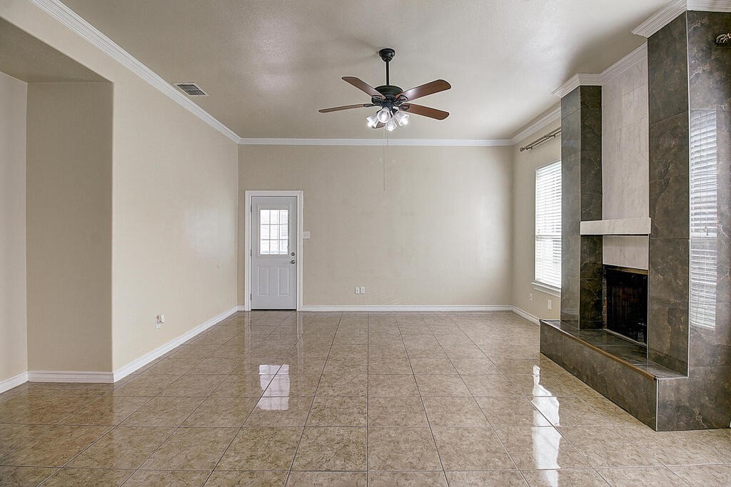 6226 Brockhampton St Property Photo 4