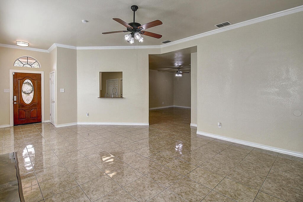 6226 Brockhampton St Property Photo 7