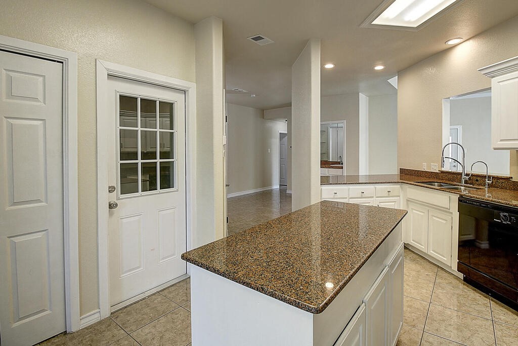6226 Brockhampton St Property Photo 19