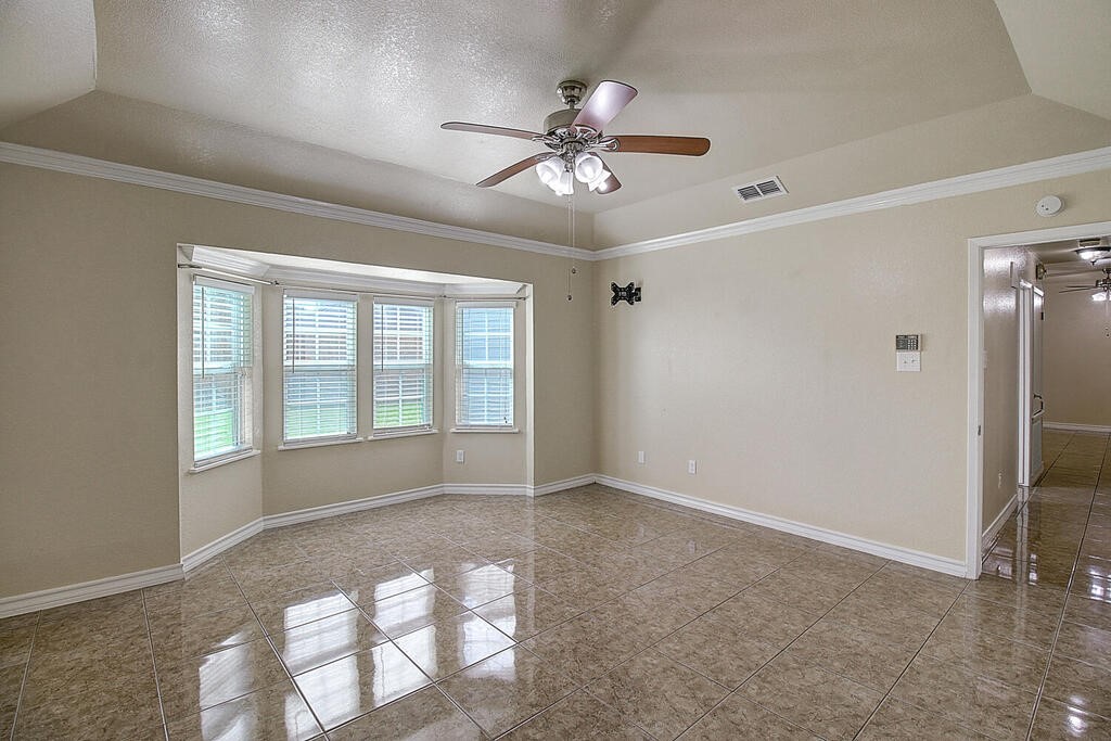 6226 Brockhampton St Property Photo 27