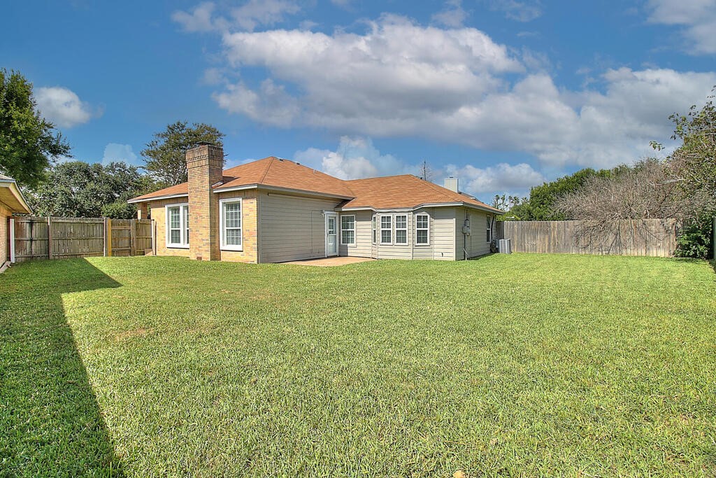 6226 Brockhampton St Property Photo 39