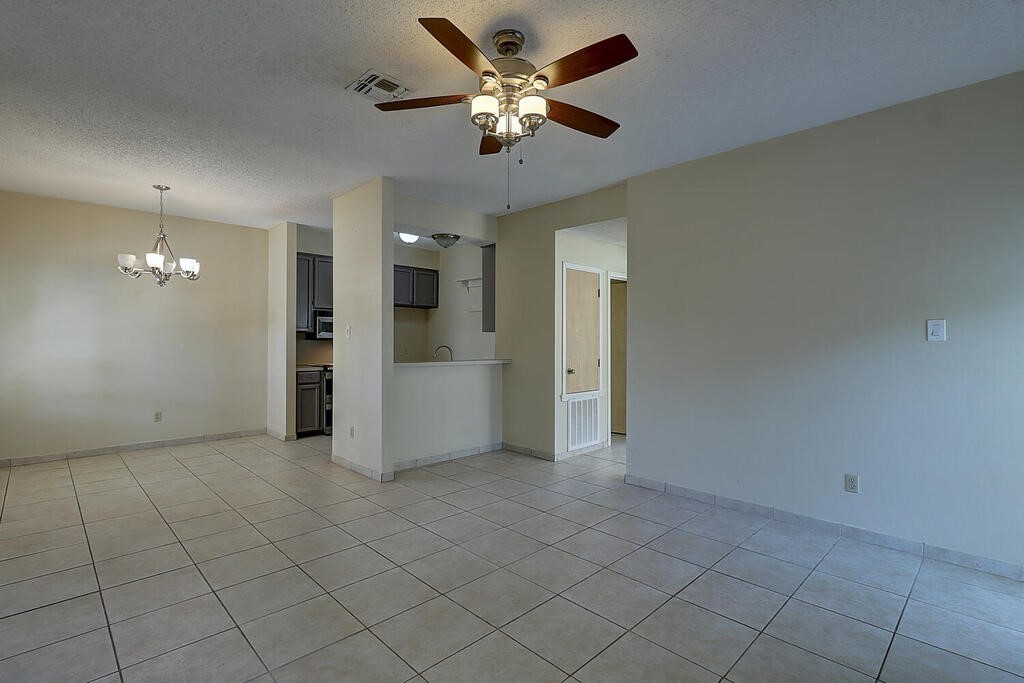 7126 Windbrook Property Photo 7