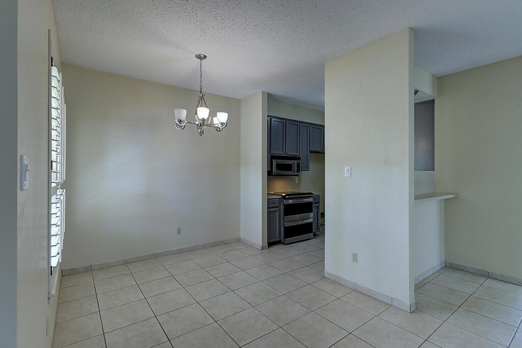 7126 Windbrook Property Photo 16