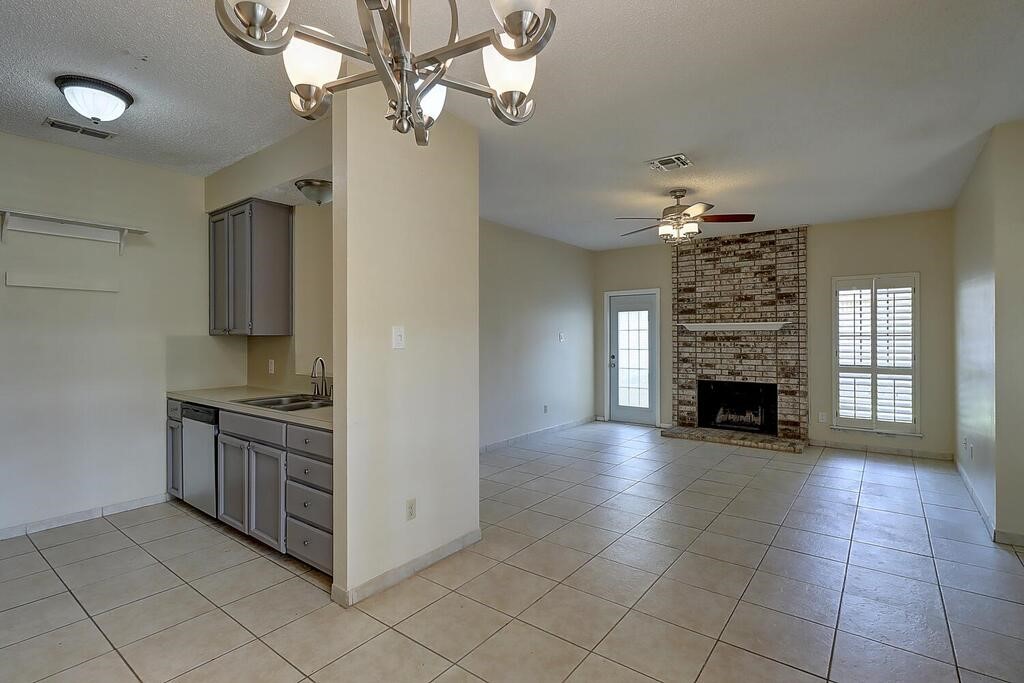7126 Windbrook Property Photo 17