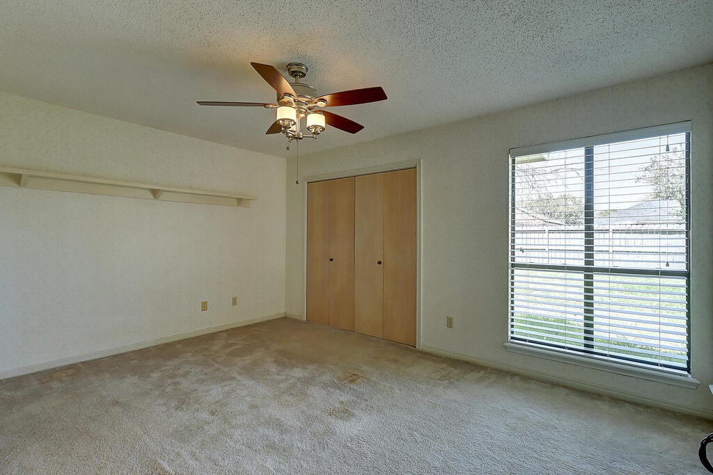 7126 Windbrook Property Photo 23