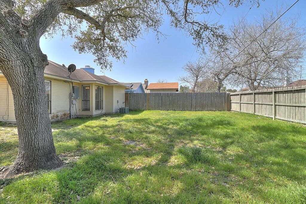 7126 Windbrook Property Photo 40