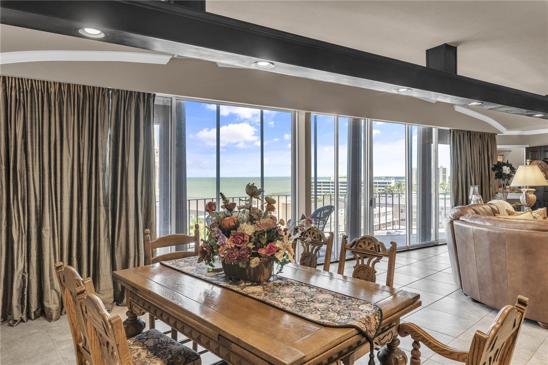 823 S Water St 6a And 6g Property Photo 11