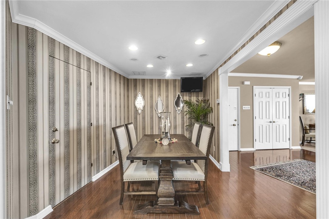 823 S Water St 6a And 6g Property Photo 14