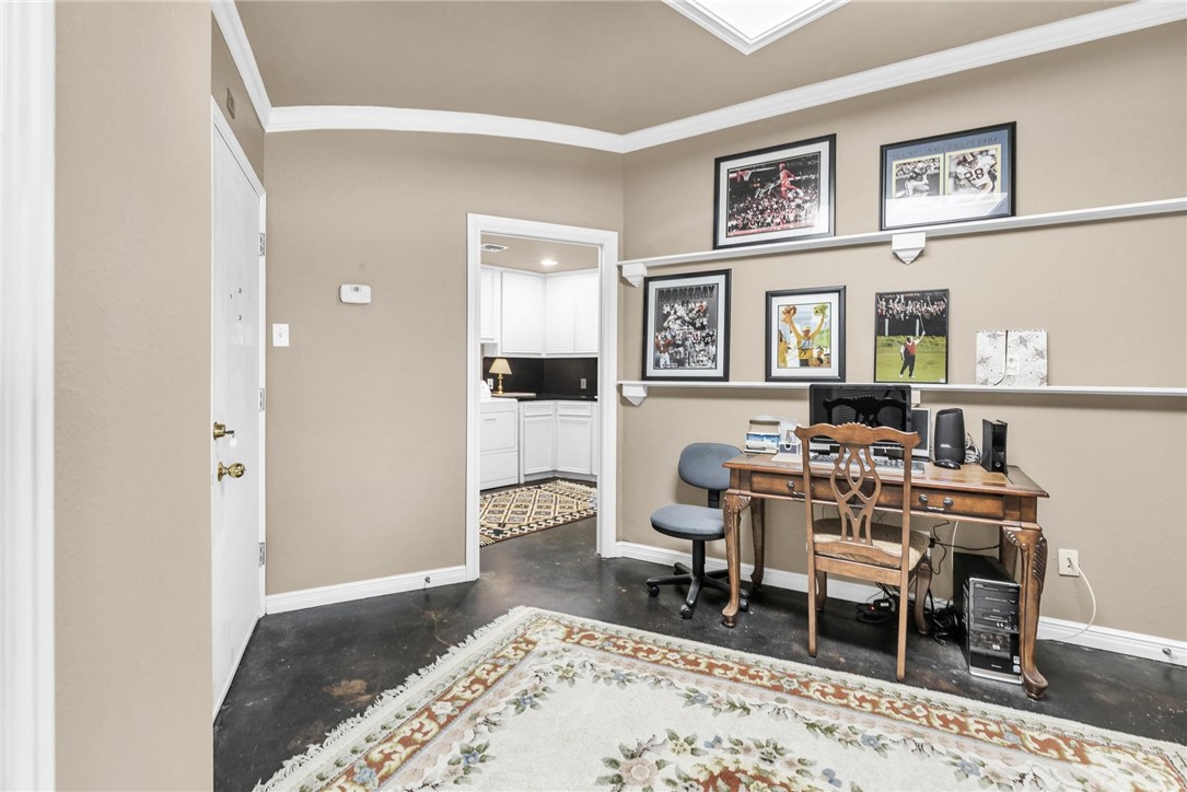 823 S Water St 6a And 6g Property Photo 27