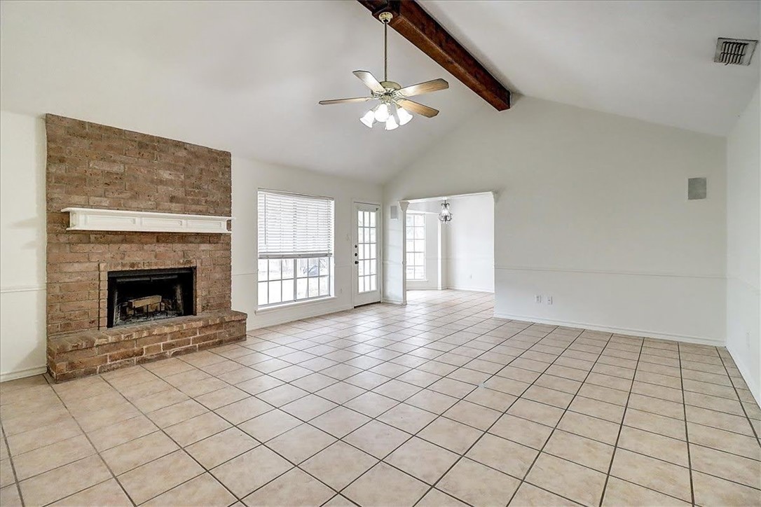 6405 Clairfield St Property Photo 4