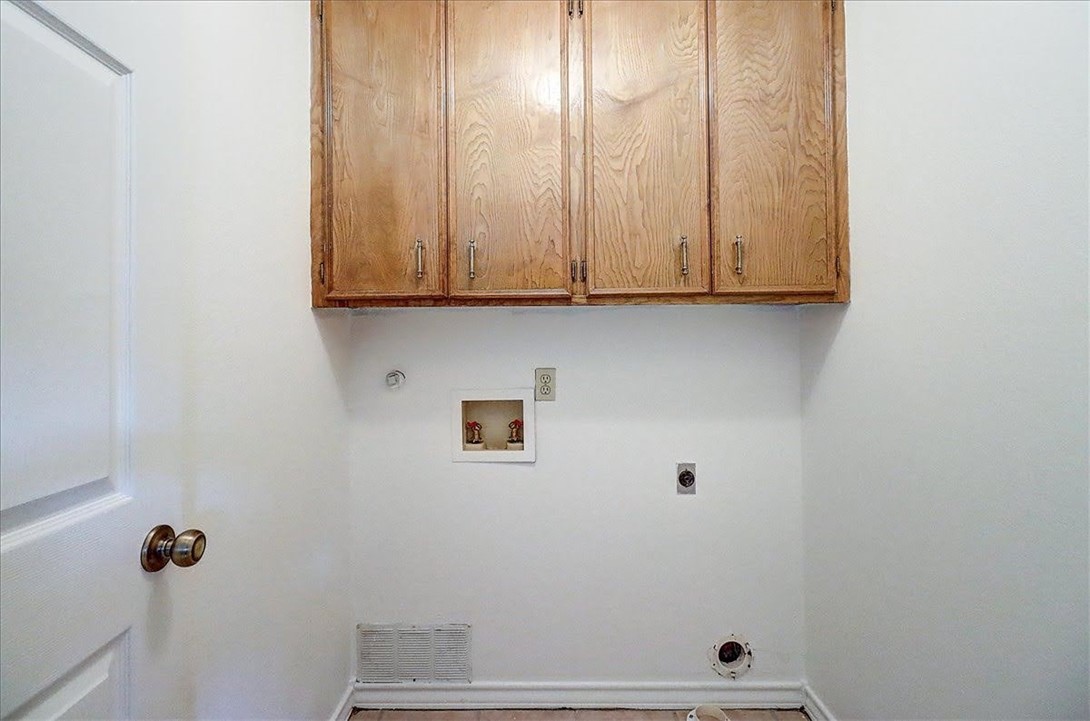 6405 Clairfield St Property Photo 17