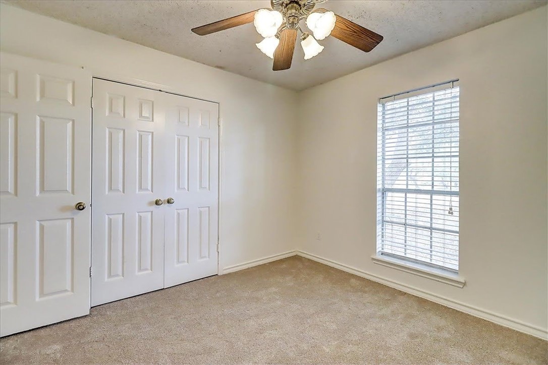 6405 Clairfield St Property Photo 27