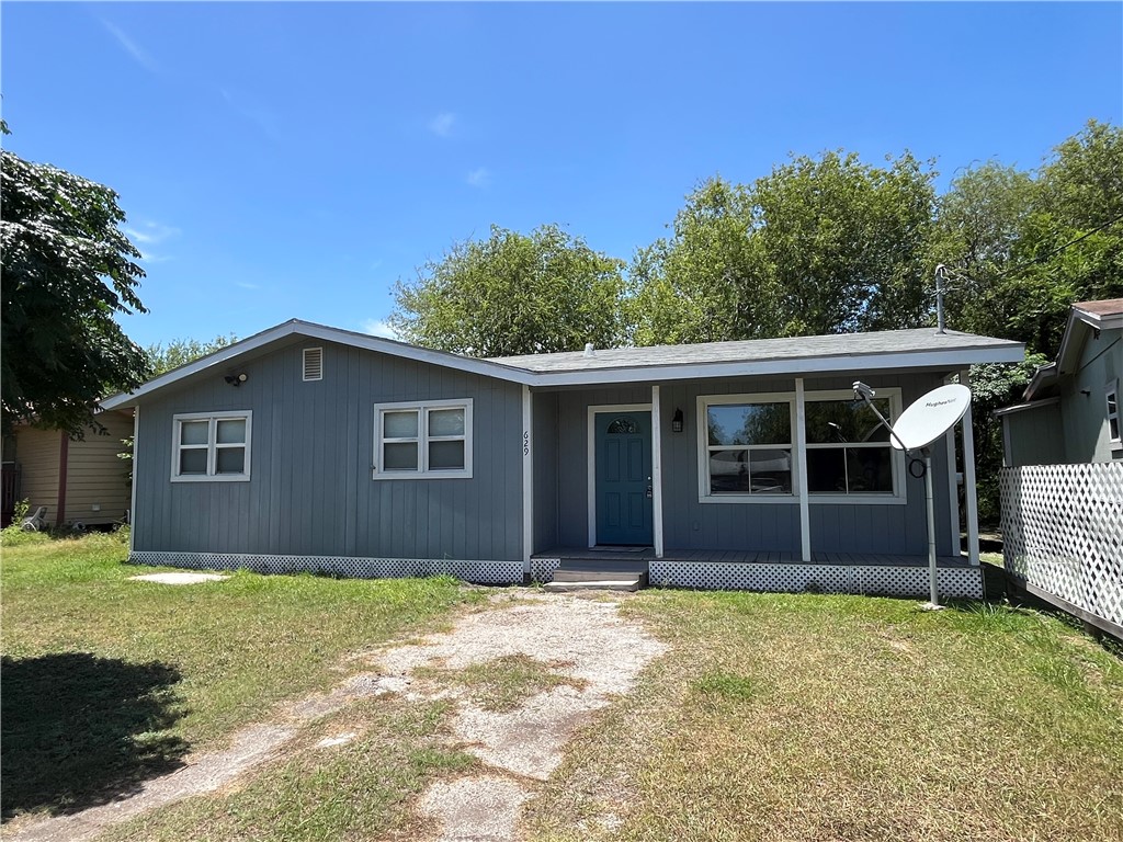 629 Lopez St Property Photo 1
