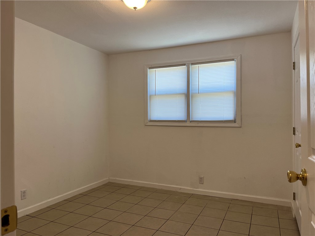 629 Lopez St Property Photo 19