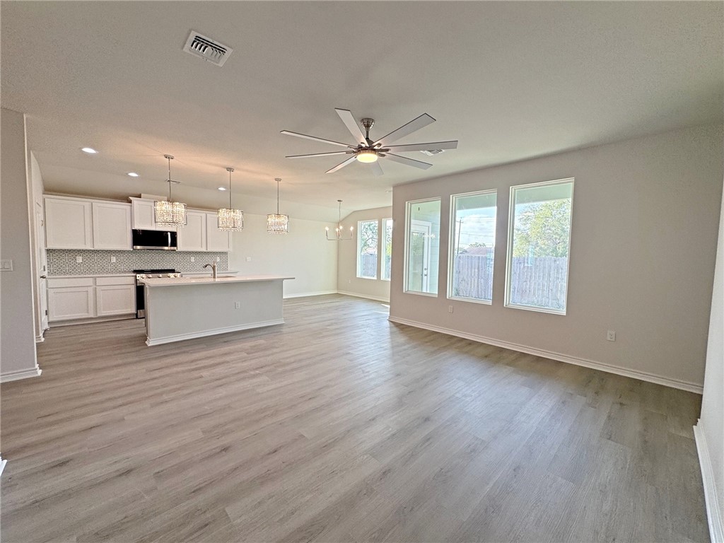 9113 Neesa Dr Property Photo 4