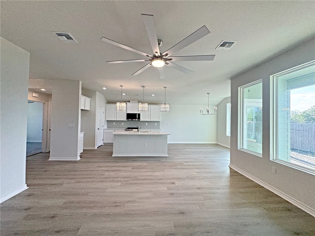 9113 Neesa Dr Property Photo 5