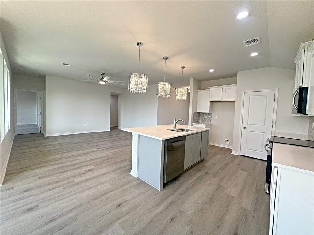 9113 Neesa Dr Property Photo 7