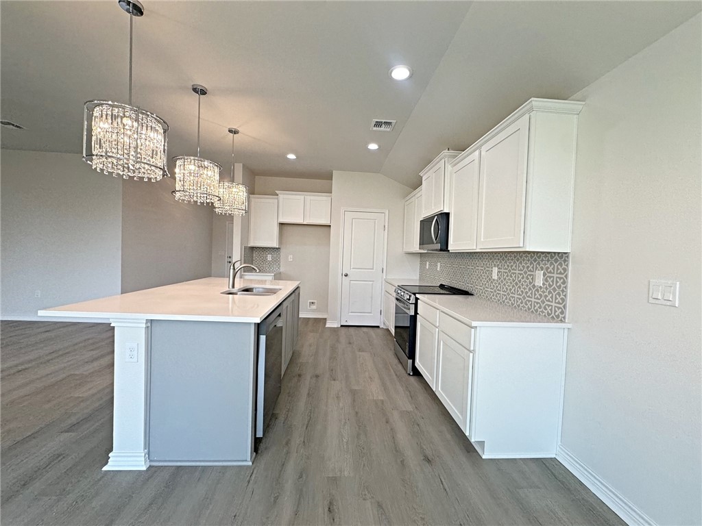 9113 Neesa Dr Property Photo 8