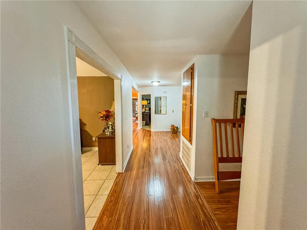 296 County Road 1601 Property Photo 8