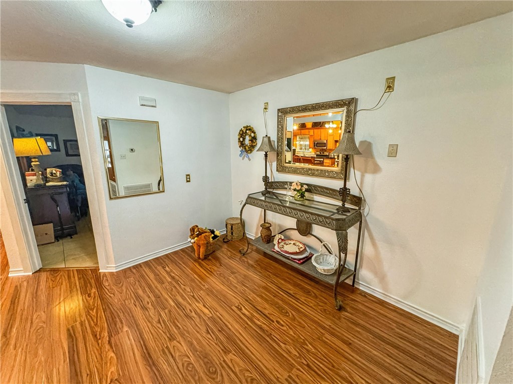 296 County Road 1601 Property Photo 9