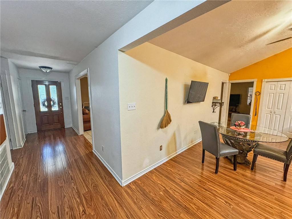 296 County Road 1601 Property Photo 11