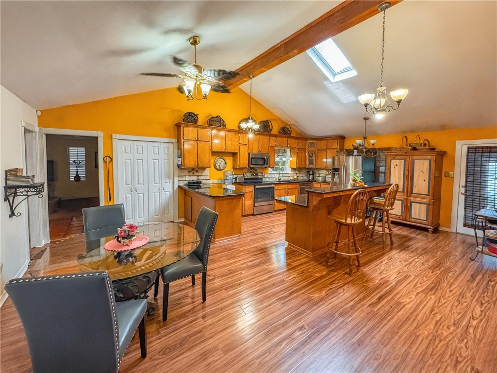 296 County Road 1601 Property Photo 15