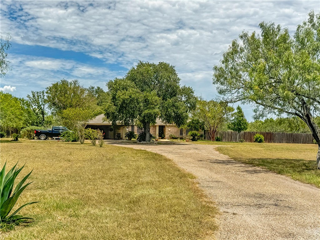 296 County Road 1601 Property Photo 38