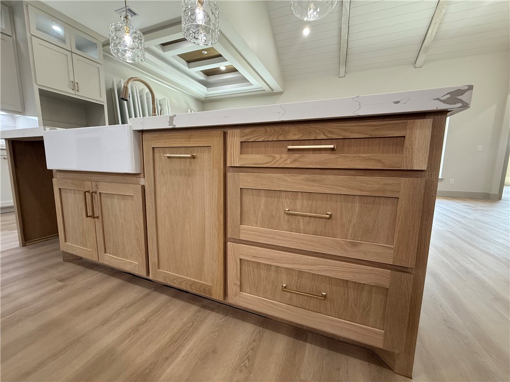 7633 Roman Dr Property Photo 7