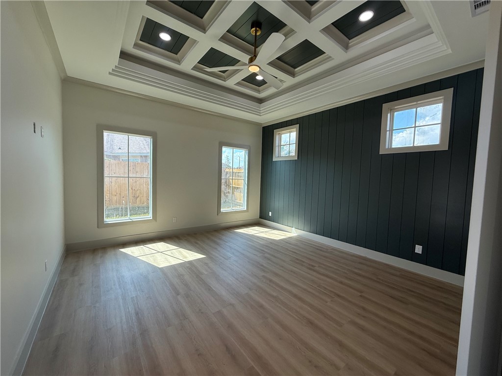 7633 Roman Dr Property Photo 11