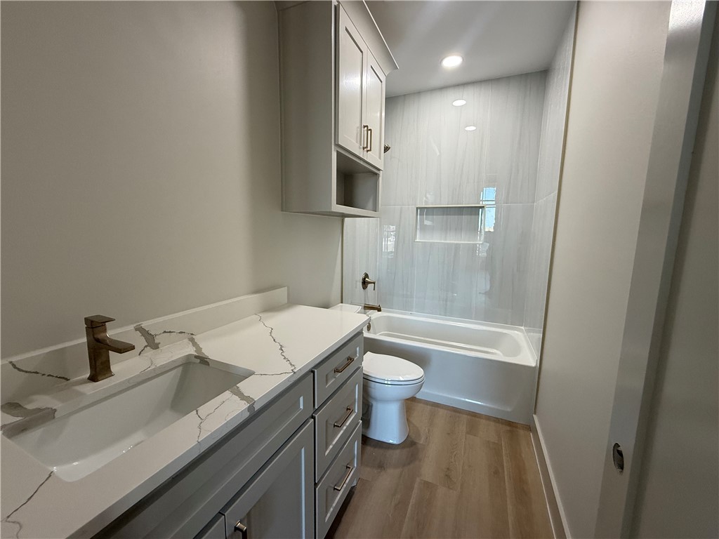 7633 Roman Dr Property Photo 18