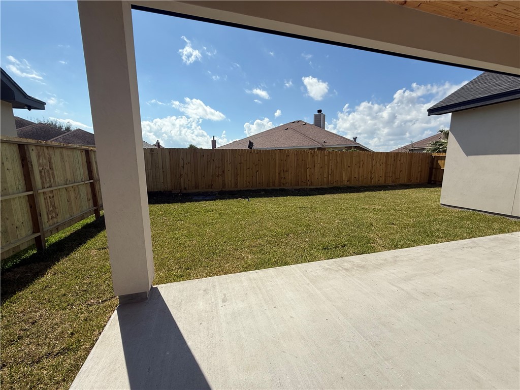 7633 Roman Dr Property Photo 21