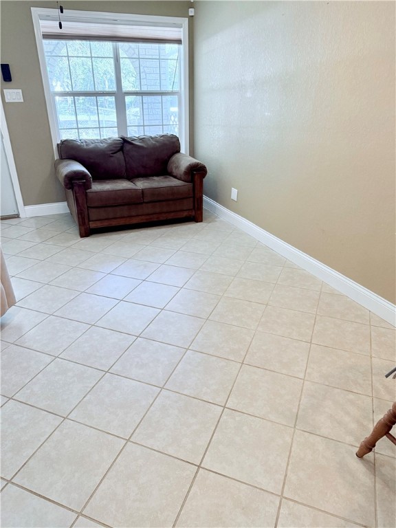 553 S 12th St Property Photo 4