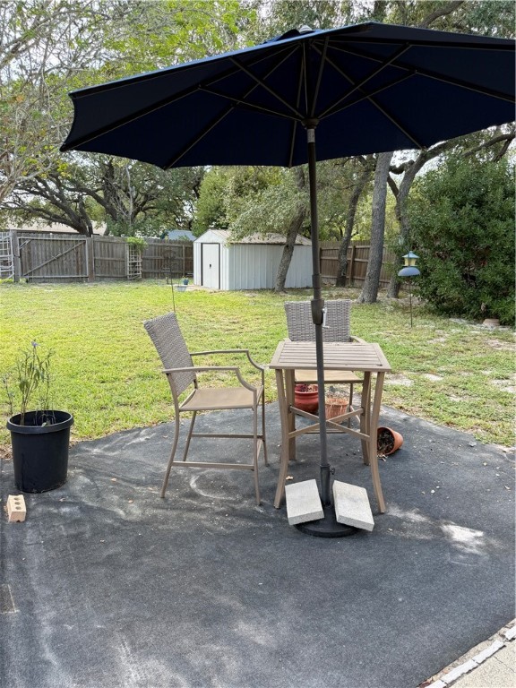 553 S 12th St Property Photo 24