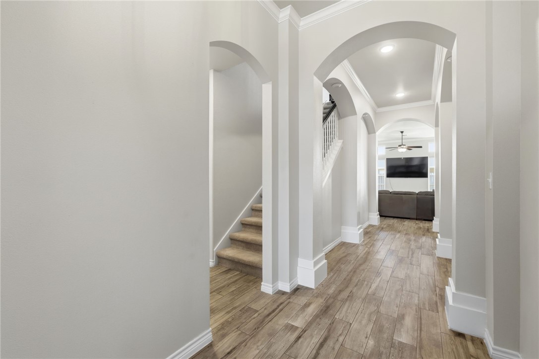 7505 Krypton Dr Property Photo 4