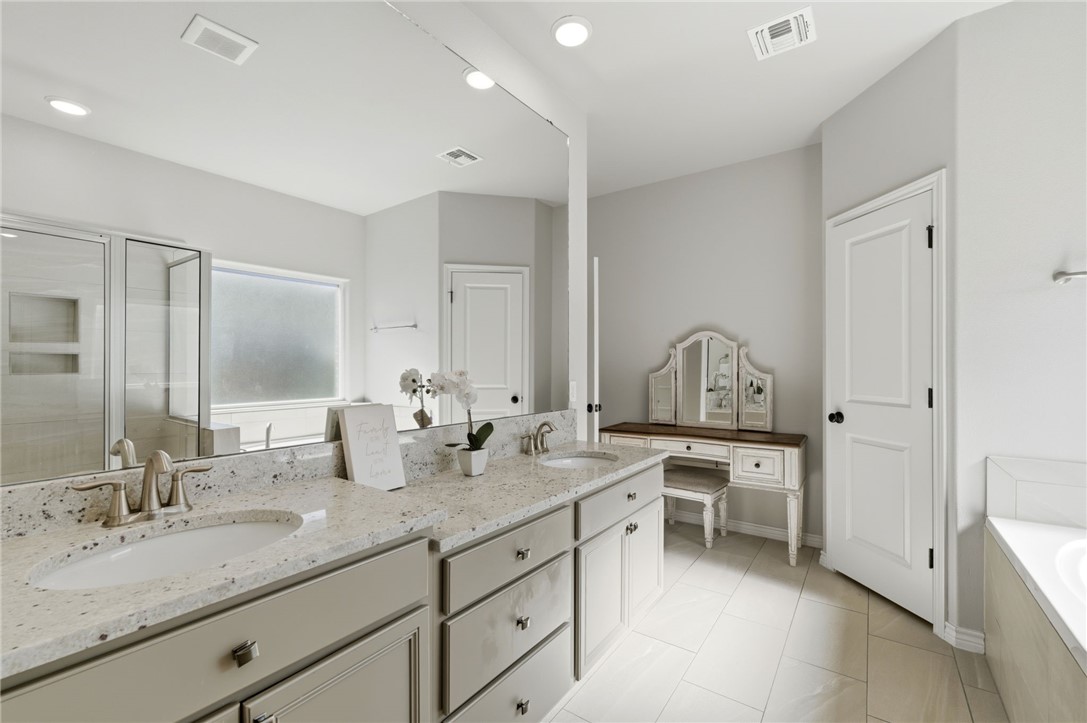 7505 Krypton Dr Property Photo 12