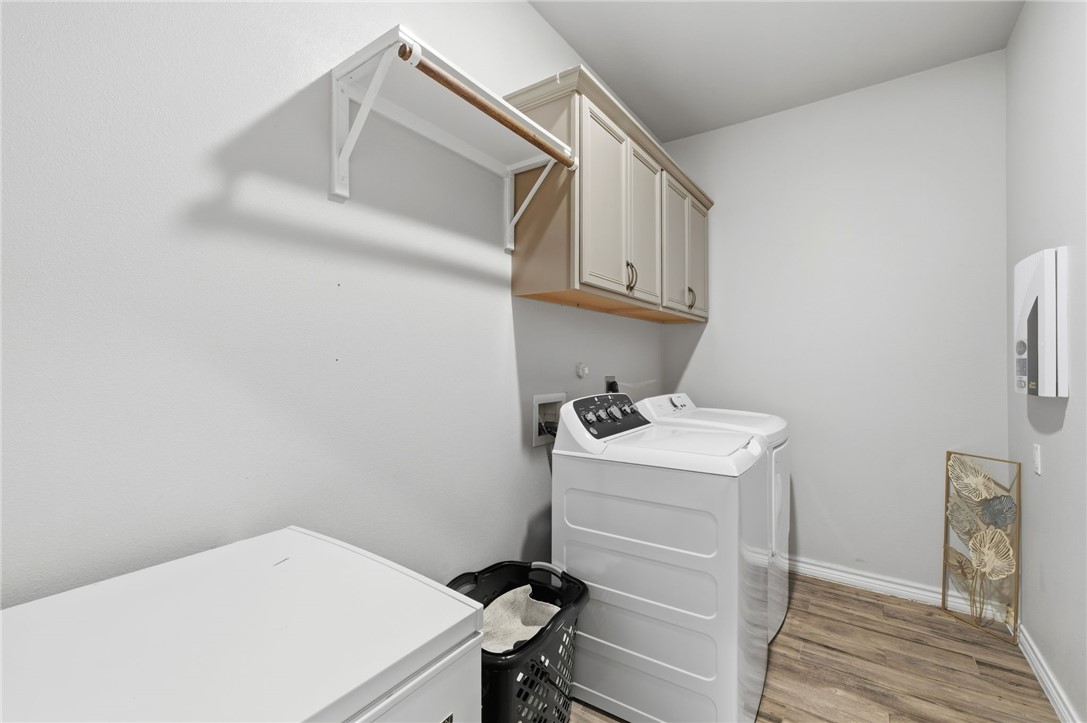 7505 Krypton Dr Property Photo 16