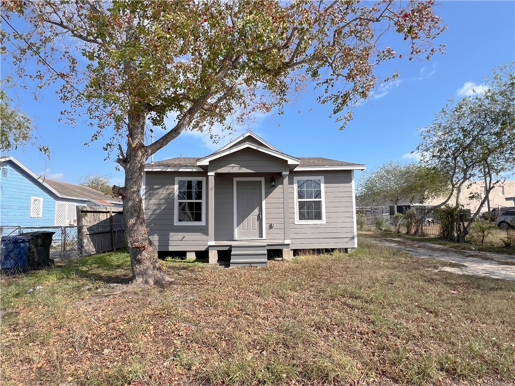 1652 16th St Property Photo 1