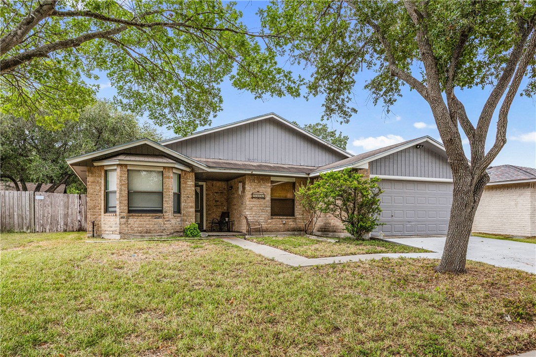 11621 Saspamco Creek Dr Property Photo 1