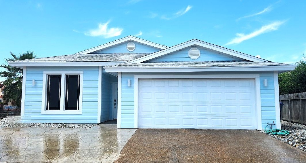 13909 Blackbeard Dr Property Photo 1