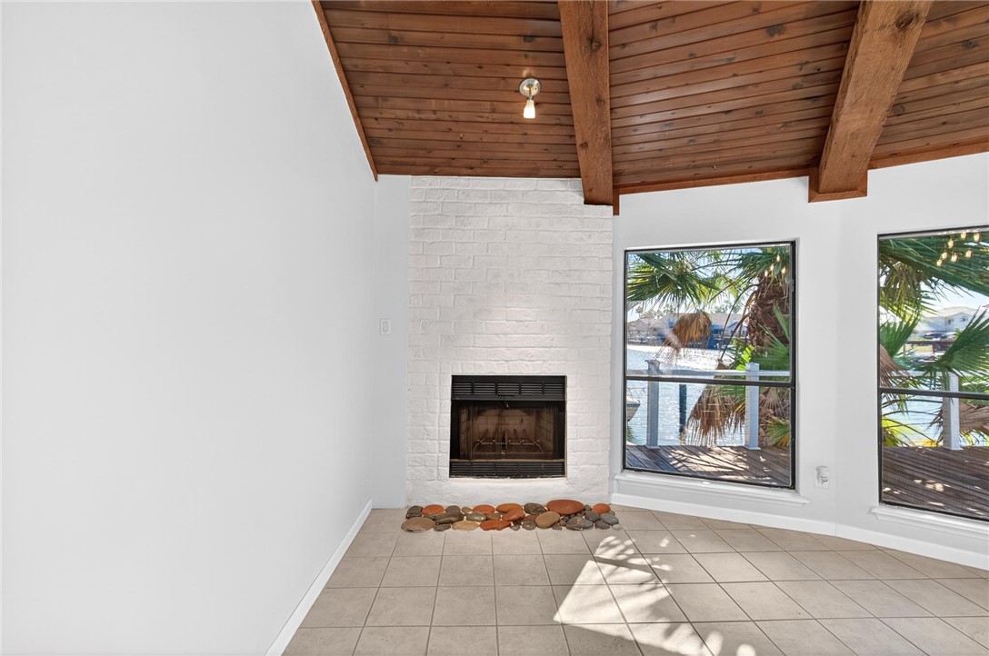 13909 Blackbeard Dr Property Photo 10