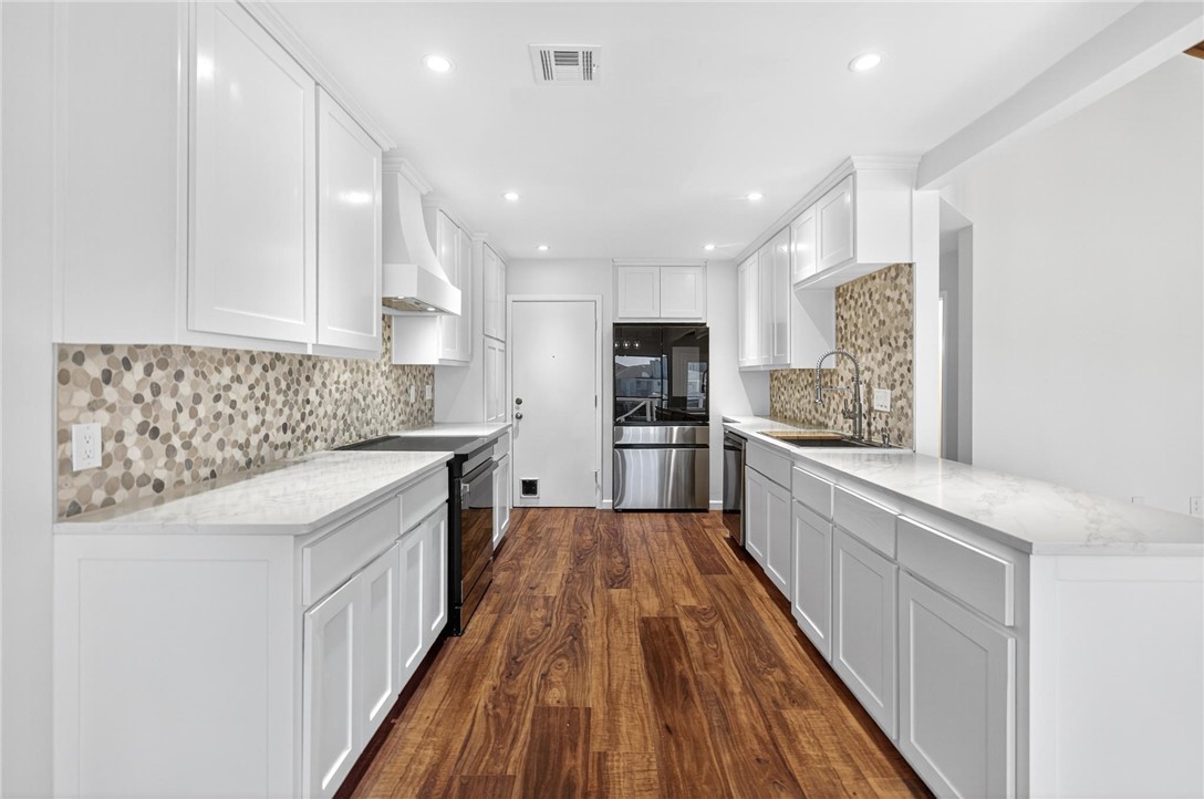 13909 Blackbeard Dr Property Photo 15