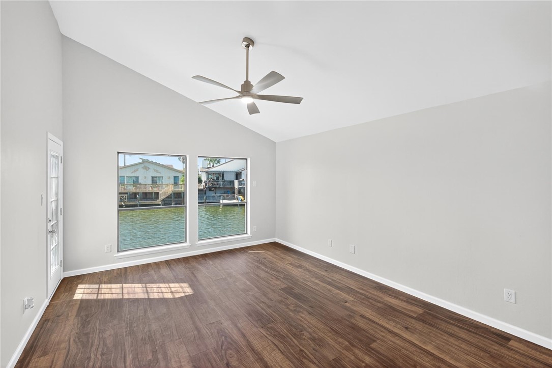 13909 Blackbeard Dr Property Photo 23