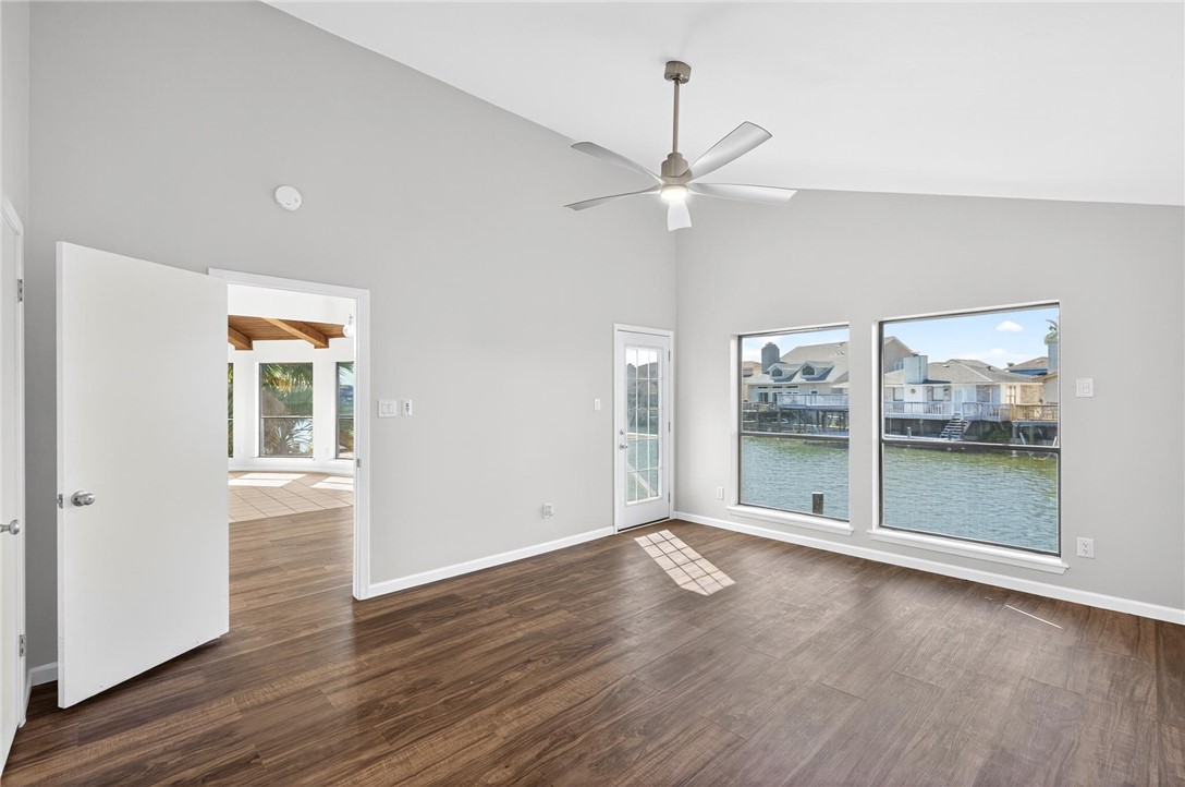 13909 Blackbeard Dr Property Photo 24