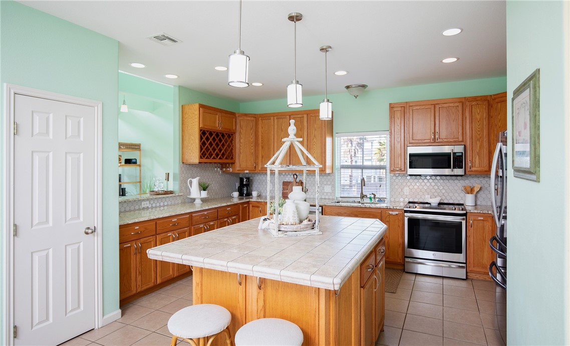 727 Parkplace Property Photo 8