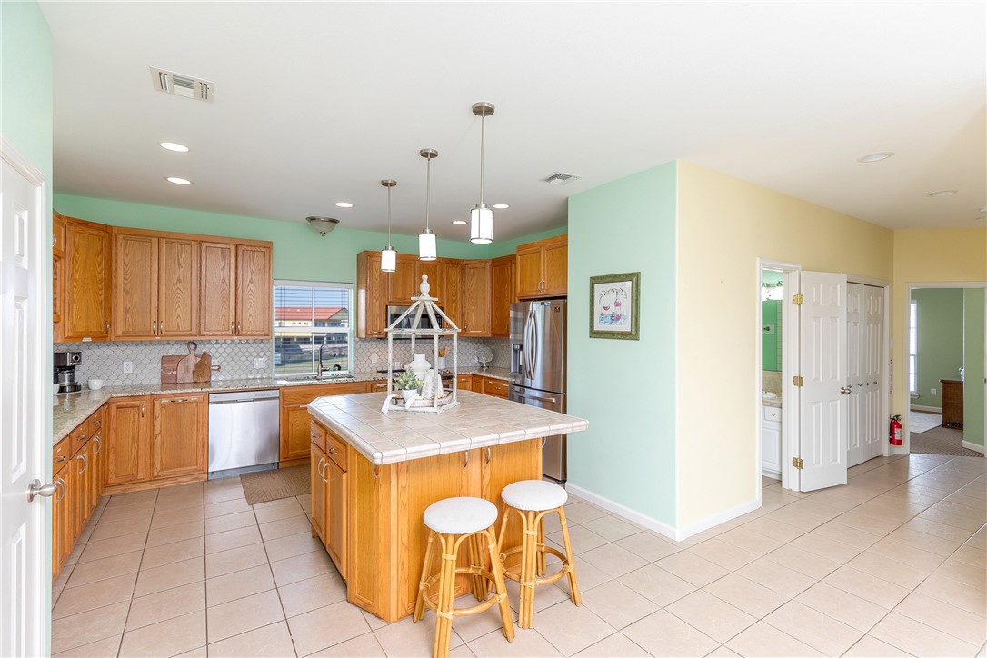 727 Parkplace Property Photo 9