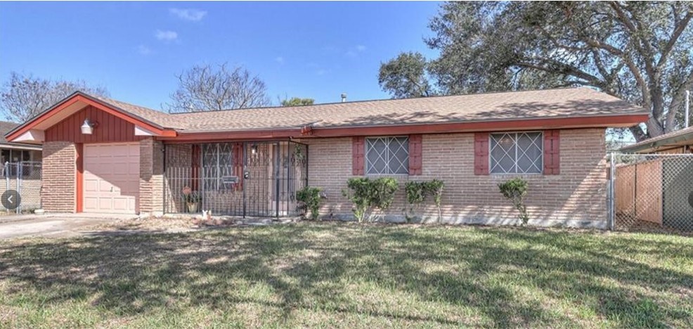 3714 Tiger Ln Property Photo 1